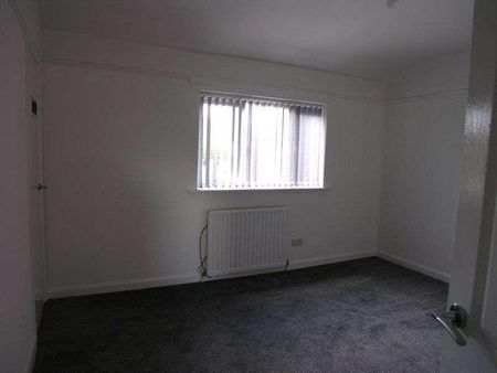 Southall Crescent, Bilston, WV14 - Photo 2