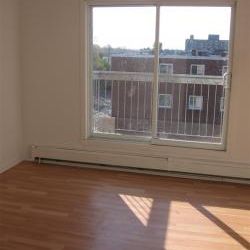 Appartement studio / bachelor à louer Pointe-aux-Trembles à 13900-13910 Sherbrooke Est - Photo 4