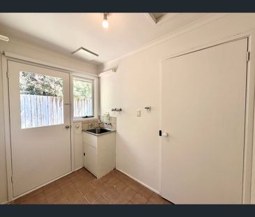 1 Rosalie Avenue, Cranbourne, Vic 3977 - Photo 3