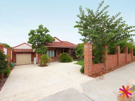 FAMILY HOME - Photo 4