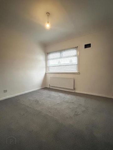 63 Thorndale Square, Carrickfergus, BT38 8JX - Photo 4