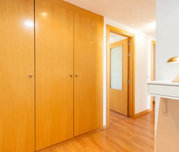 With open views, a swimming pool and excellent transport links in a modern area of Madrid - Foto 6