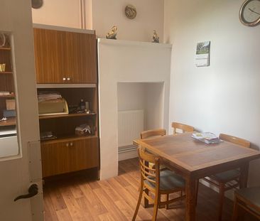 4 Bed Terraced House, St. Johns Road, HA9 - Photo 2