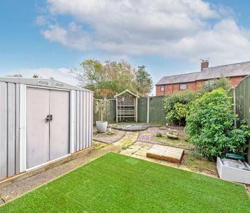 2 bedroom terraced house to rent - Photo 3