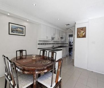 12/4-8 Kireep Road, Balwyn VIC 3103 - Townhouse For Rent | Domain - Photo 2