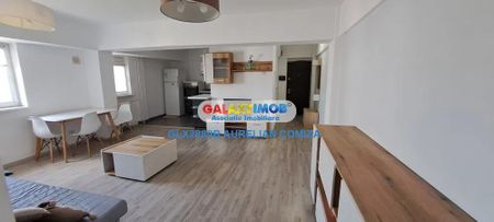 Apartament 4 camere Universitate-Metrou - Fotografie 2