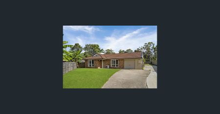 FOUR BEDROOM FAMILY HOME - Photo 3