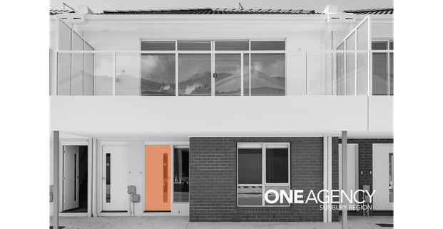 CHARMING VILLA IN THE HEART OF SUNBURY - Photo 1