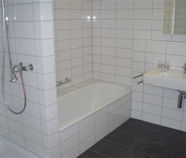 "Mitten im Stadtzentrum mit grosser Terrasse!" - Photo 5