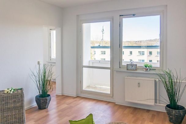 Ruhig gelegene 3-Raum-Wohnung mit Balkon - Foto 1