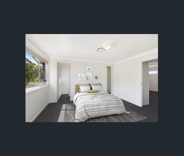 Modern family home in a quite area close to schools. Clean, 5 bedro... - Photo 6