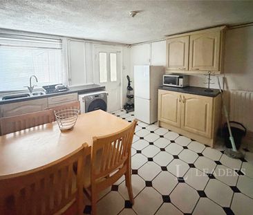 3 bedroom house to rent Mount Pleasant, Redditch, Worcestershire, B97 - Photo 6