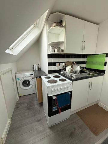 Studio to rent - Photo 5