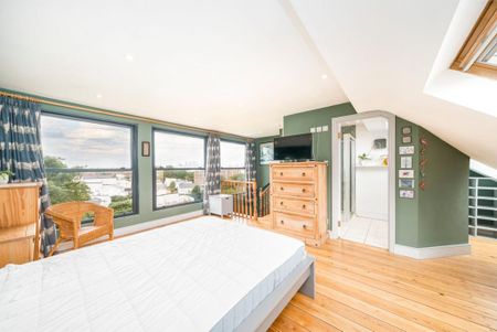 5 bedroom end of terrace house to rent - Photo 3