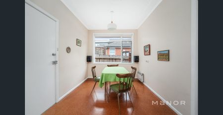 Spacious Family Home in Quiet Cul-de-sac! - Photo 3