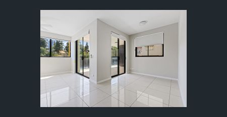 Nestled in the vibrant and picturesque suburb of Kangaroo Point, this property offers an exceptional living experience that combines modern comfort - Photo 2