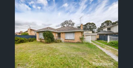 Versatile Family Home In a Fantastic location - Photo 5