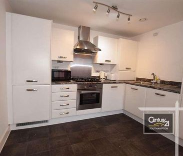 |ref:r|, Suttones Place, Southampton, SO15 - Photo 1