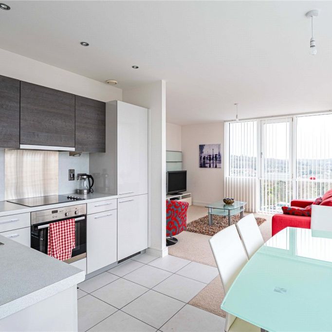 2 bed Flat for rent - Photo 1
