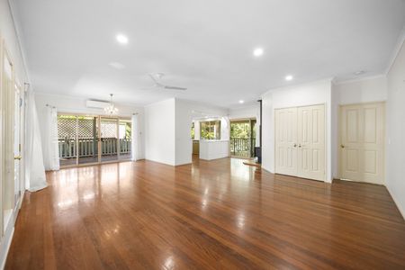 Charming Buderim Cottage with Rainforest Backdrop - Photo 4
