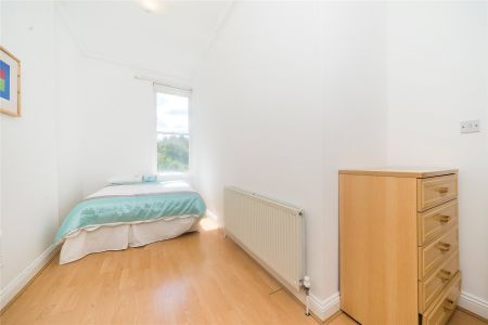 Cambridge Gardens, London, W10 ground floor flat to rent - Photo 4