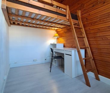 Dans un quartier résidentiel calme, nous vous proposons ce charmant... - Photo 1