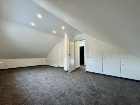 +++ 4,5 Zimmer-Maisonette-Wohnung - Erstbezug nach Modernisierung +++ - Photo 4