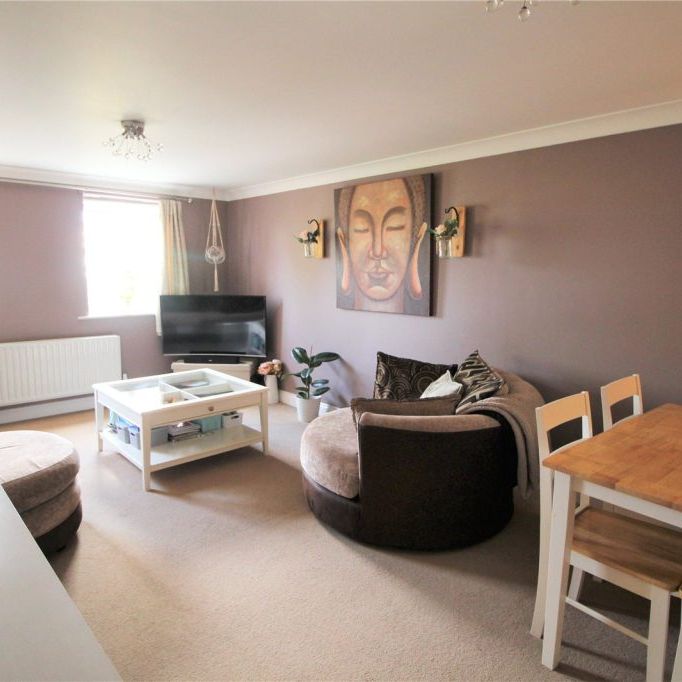 2 Bedroom - Bastins Close, Park Gate - Photo 1