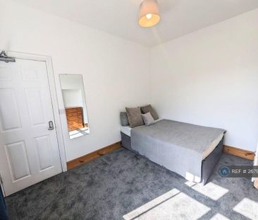 4 bedroom terraced house to rent - Photo 6