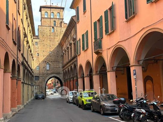 Bilocale in Affitto in Via San Vitale 25 a Bologna - Photo 1