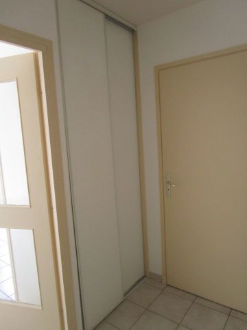 Location Appartement 2 pièces 41m² VALENCE 26000 - Photo 3