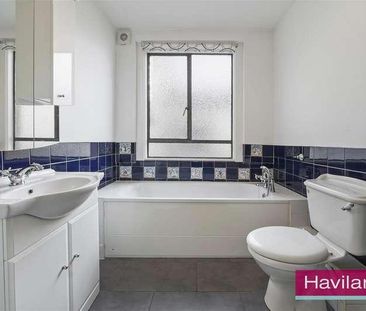 Station Road, Winchmore Hill, N21 - Photo 2