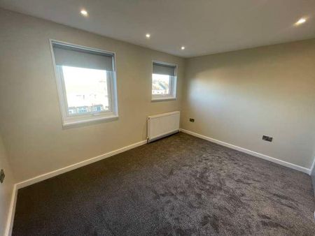 Markenfield Road, Harrogate, North Yorkshire, HG3 - Photo 4