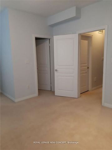 Condo Townhouse For Lease | W8120318 - Photo 4