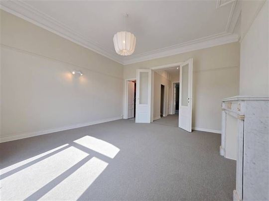Appartement te huur - Photo 1