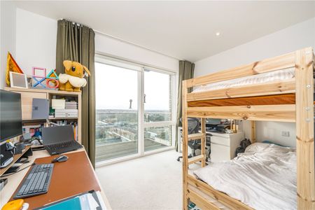 Handley Drive, Kidbrooke, London, SE3 9BW - Photo 4