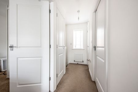 2 bedroom house to rent Griffin Way, Kempston, Bedford, Bedfordshire, MK42 - Photo 5