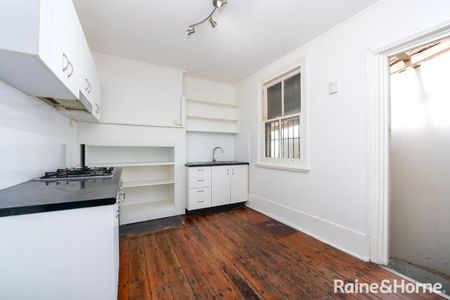 One bedroom home in Leichhardt - Photo 2