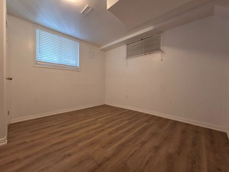 For Lease - 23 Morbank Drive Unit# Basement, Toronto, Ontario - Photo 2