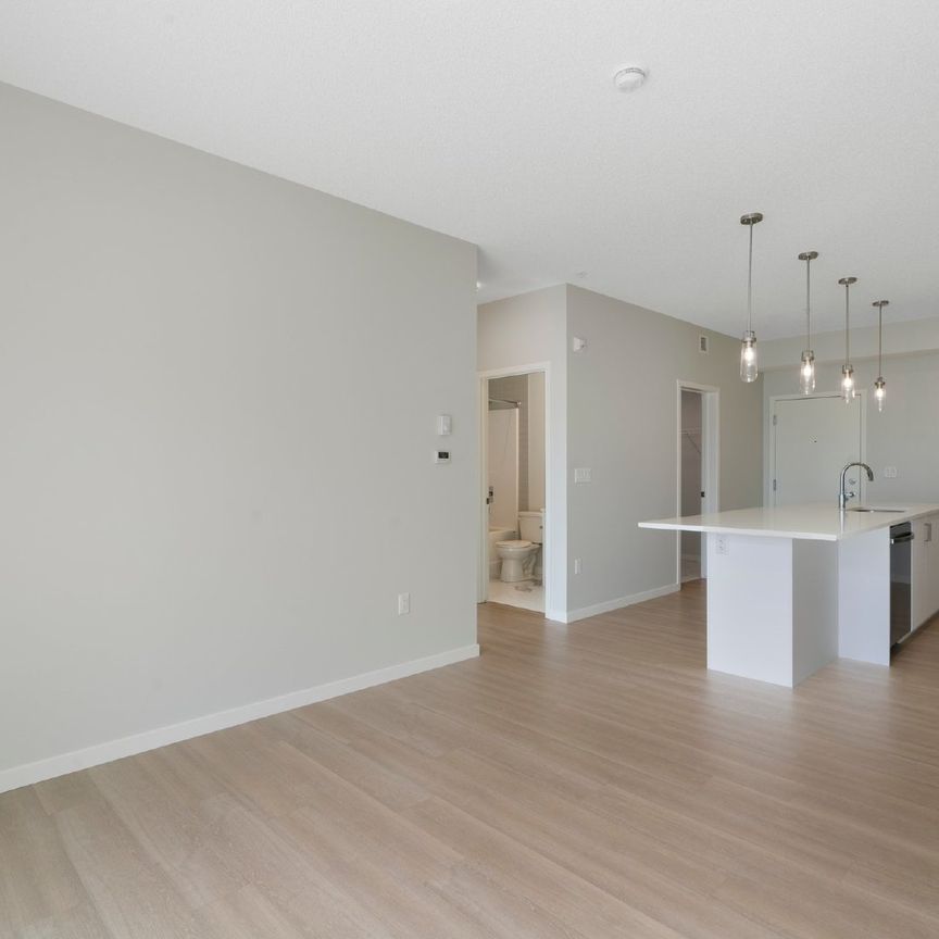 2404-33 Carringham Gate Nw - Photo 1