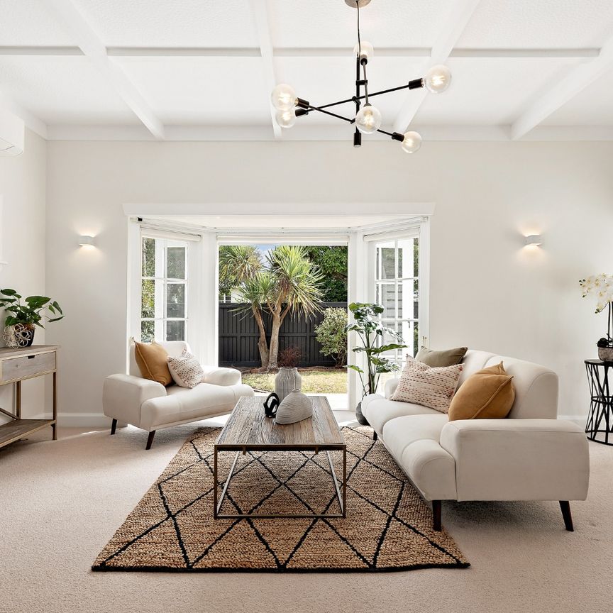 20 Alberta Street, Point Chevalier, Auckland - Photo 1