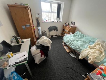 3 bedroom house share to rent - Photo 4