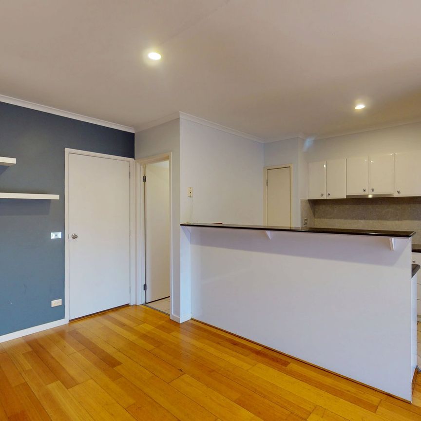 Modern Comfort In Prime Location: 6 month lease preferred - Photo 1