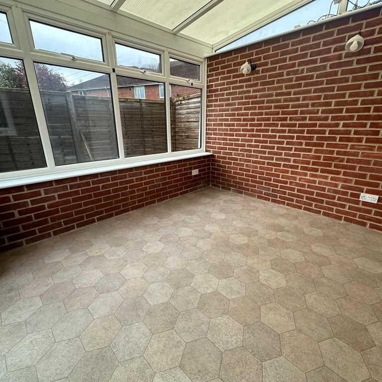 1 bedroom house to rent - Photo 1