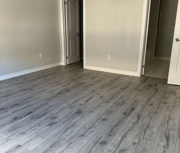 For Lease - 5 Hines Street, Brampton, Ontario - Photo 2