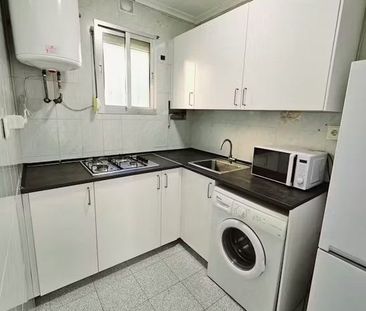 Calle Ferrobús, Sevilla, Andalusia 41009 - Photo 2