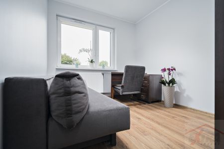 Dla grupy studentów | 3 niezależne pokoje + balkon (436831) - Фото 4