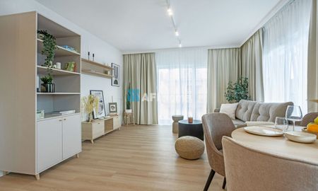 Warszawa, Praga-Północ, Nowa Praga, Szwedzka - Photo 2