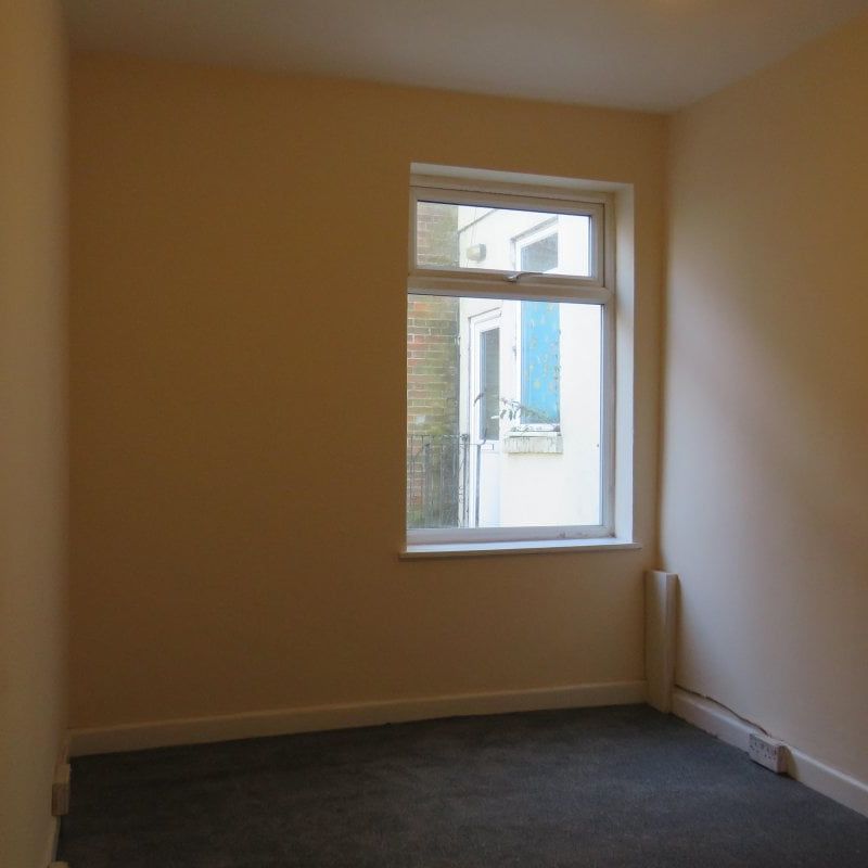 Denmark Road, Lowestoft - Photo 1