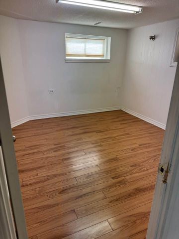 For Lease - 190 Cabana Drive Unit# B, Toronto, Ontario - Photo 2